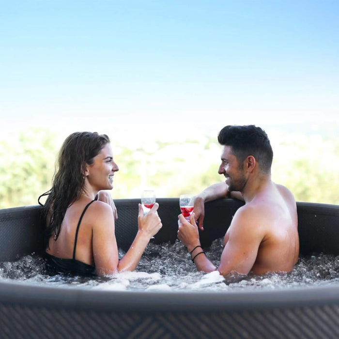 MSpa F-MO063W Mono Frame Series Luxury 6-Person Inflatable Round Hot Tub With WIFI Control (SAK75263) SAKSBY WHOLESALE